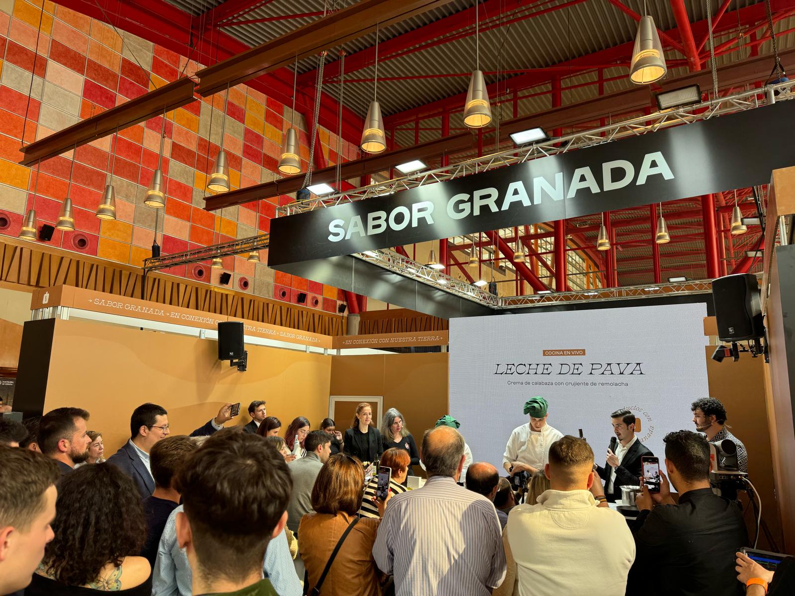 'Desgranando a Lorca' marca la presencia de Sabor Granada en la feria H&T de Málaga